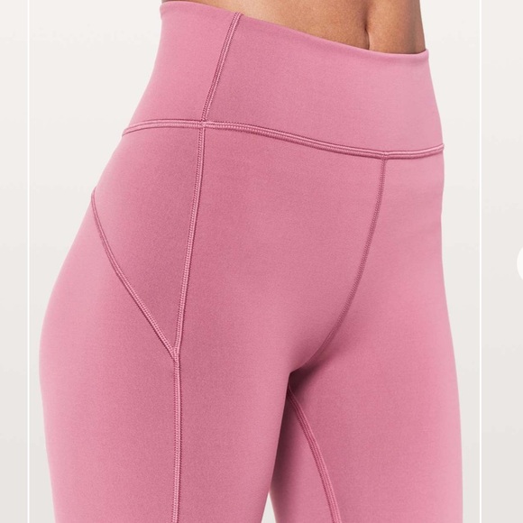 Lululemon In Movement 7/8 Tight *Everlux 25"
Moss Rose - Picture 1 of 7